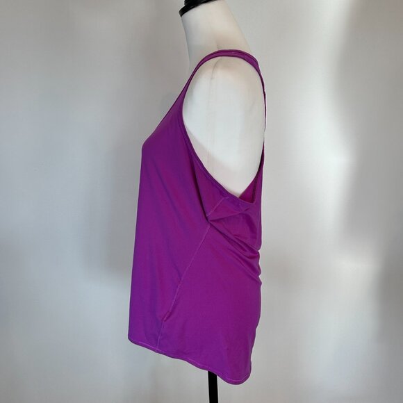 ATHLETA fushcia tank size large - Picture 4 of 6